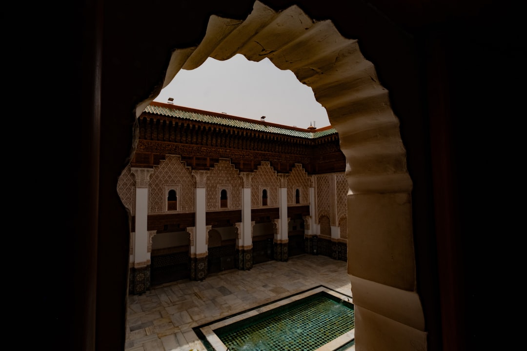 Conciergerie à Marrakech — riad de la médina avec patio et bassin